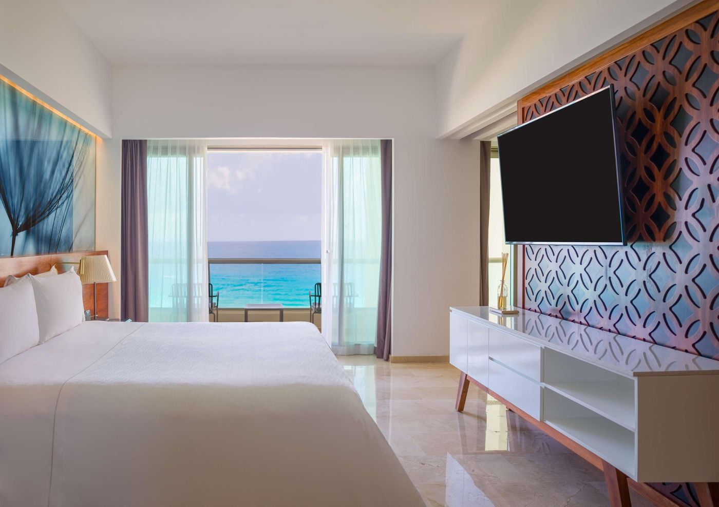 Live-Aqua-Beach-Resort-Canc----n-Room-24