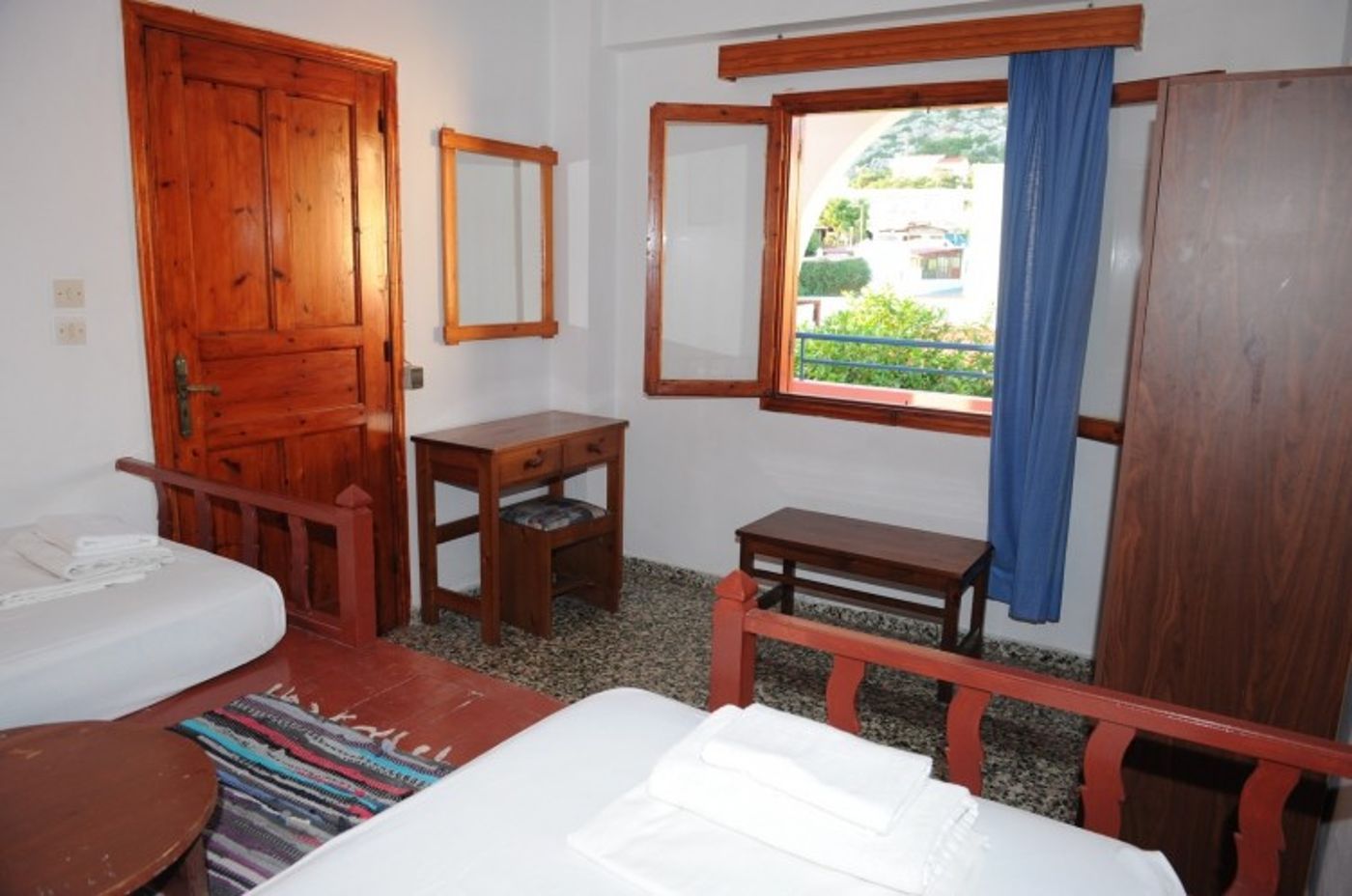 Chrysanthi Hotel - Apartments