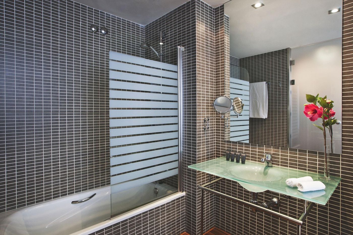 AC-Madrid-Recoletos-Room-41