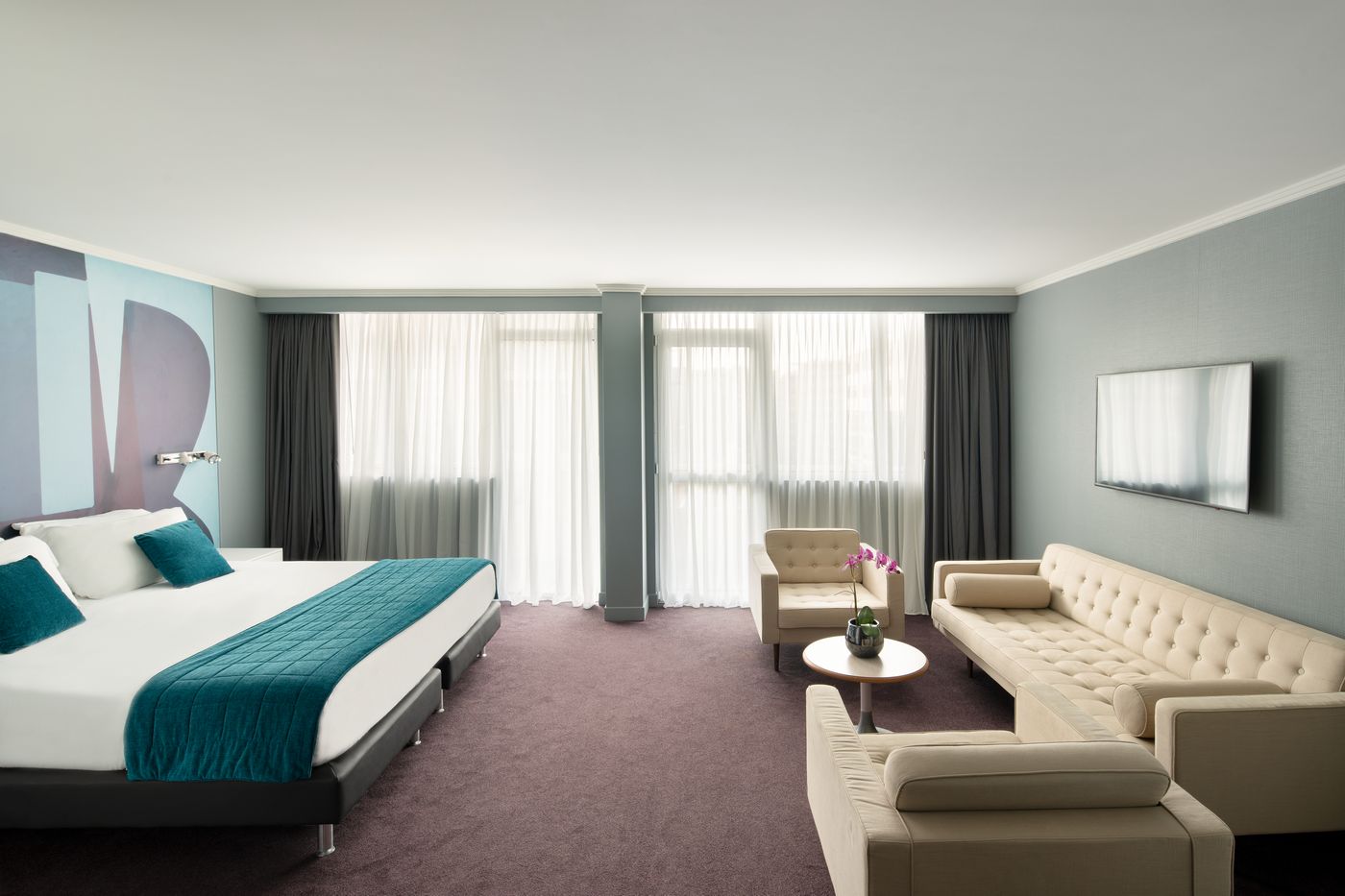 Juliana-Cannes-Room-11