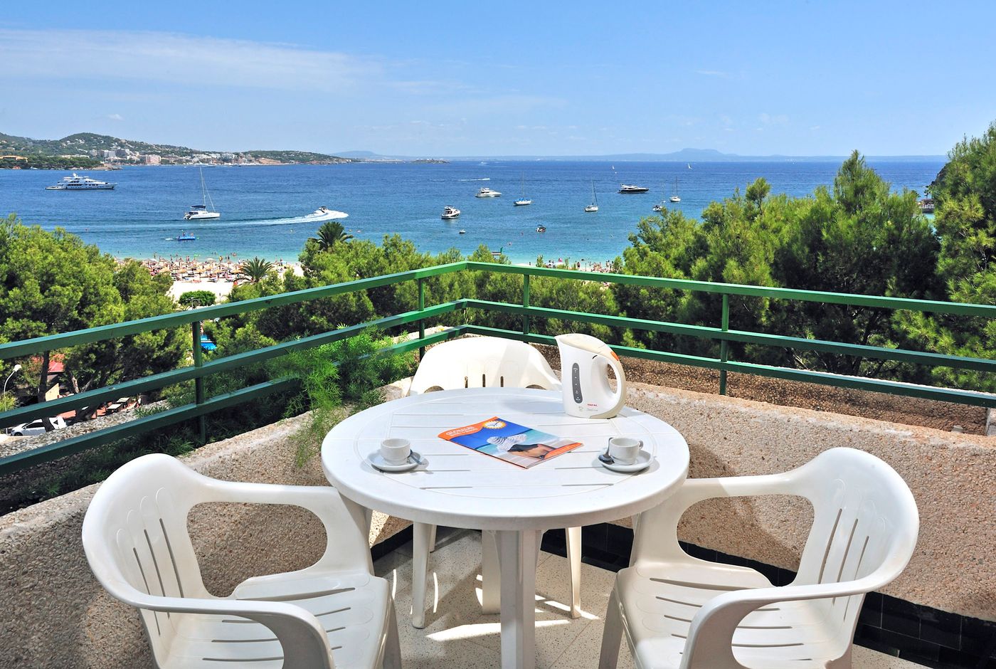 Globales Nova Apartments