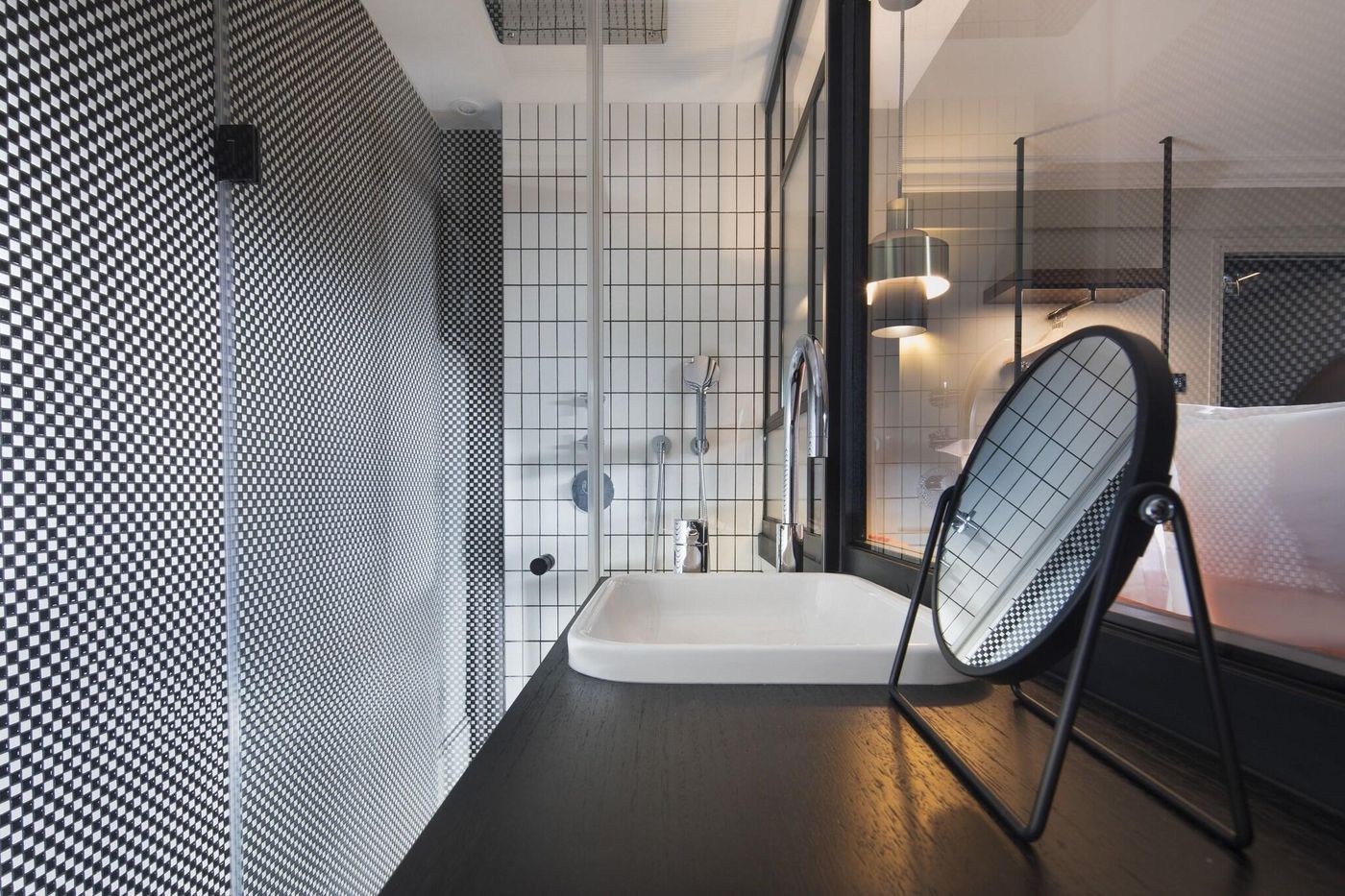 Maison-Elle-Paris-Room-24