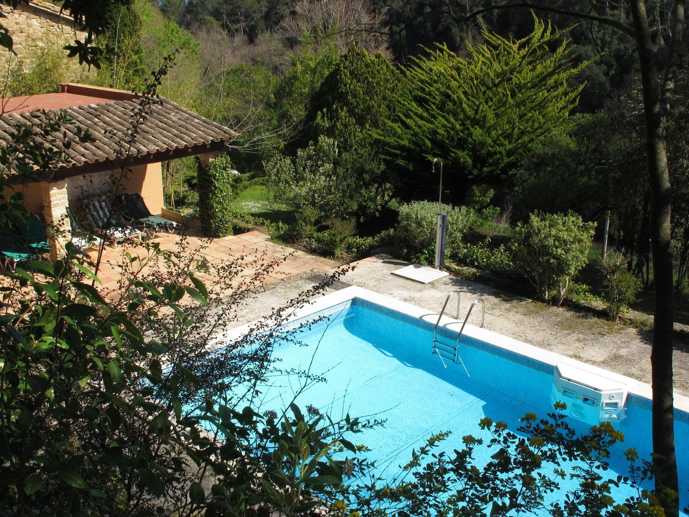 La-Sala-De-Camos-Sports-and-Entertainment-4