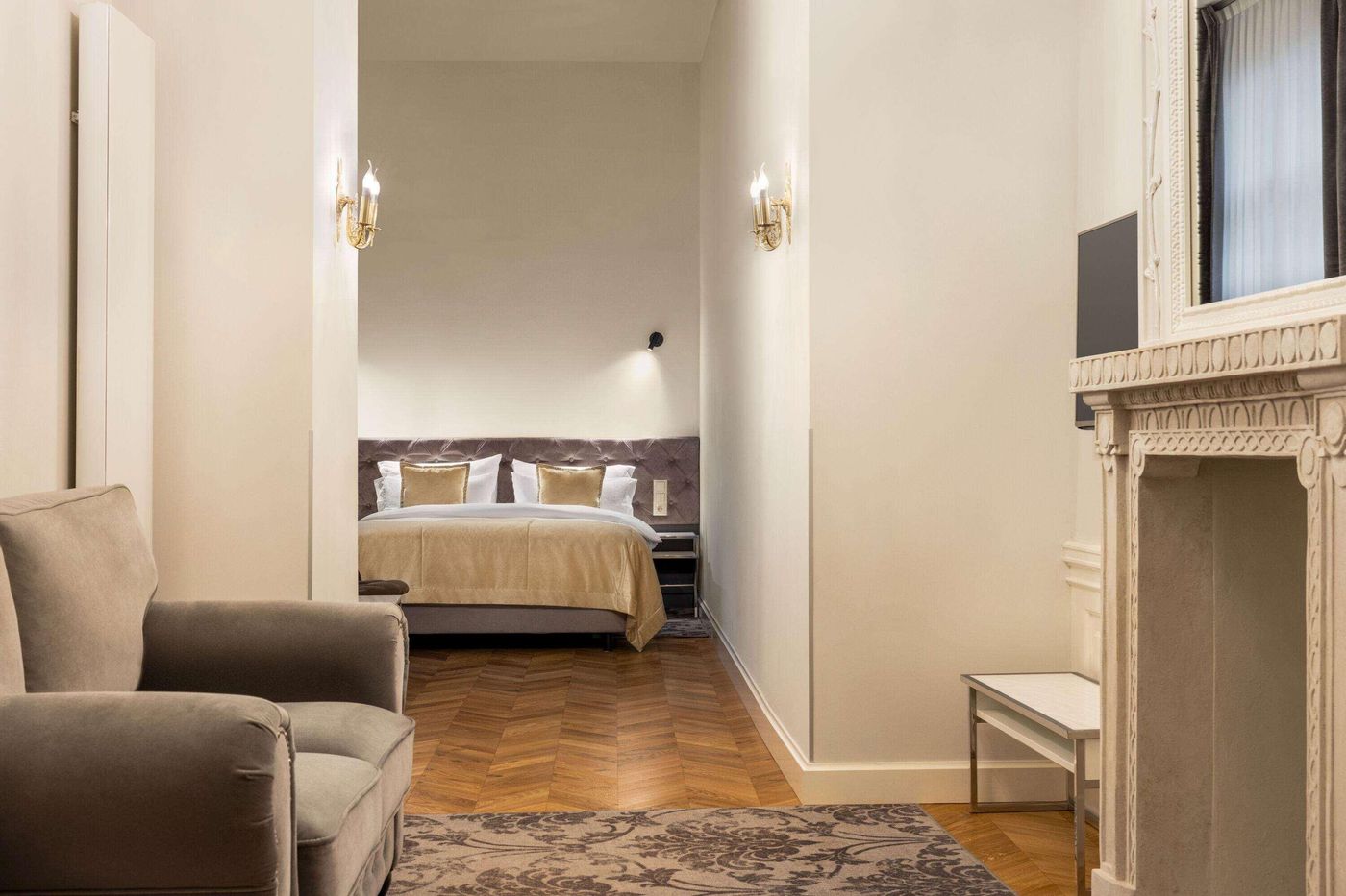 Wyndham-Grand-Krakow-Old-Town-Room-32