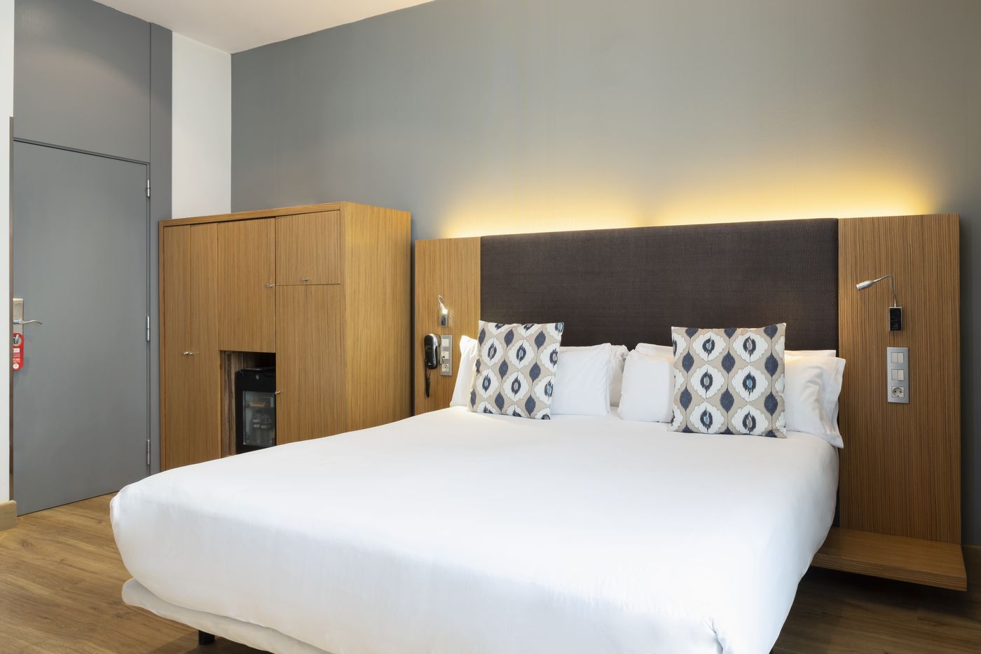 Petit-Palace-Plaza-del-Carmen-Room-14