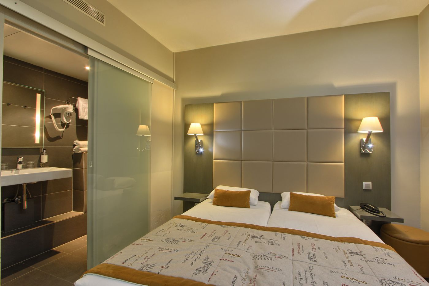 Villa-Margaux-Opera-Montmartre-Room-5