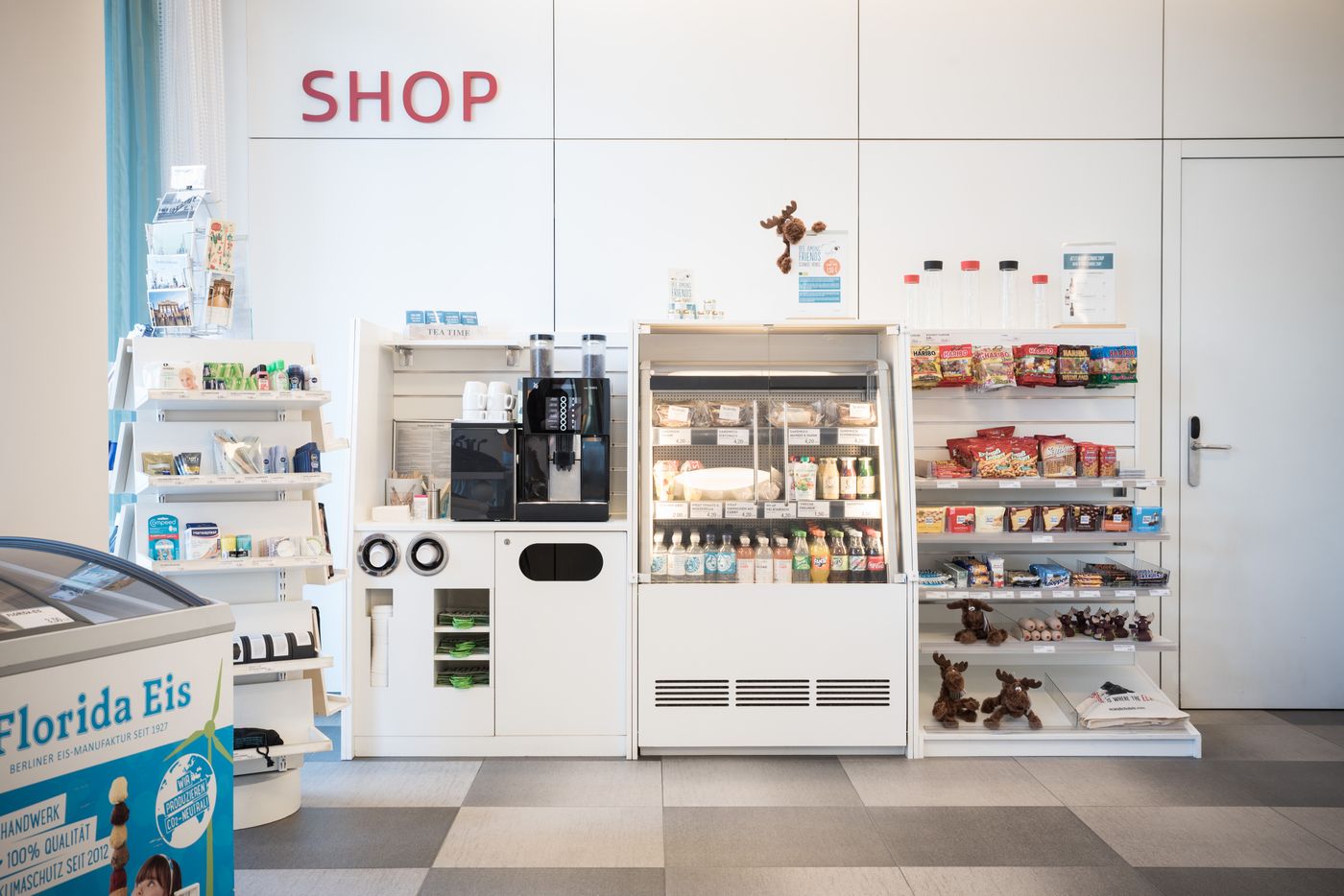 Scandic-Berlin-Potsdamer-Platz-Lobby-13