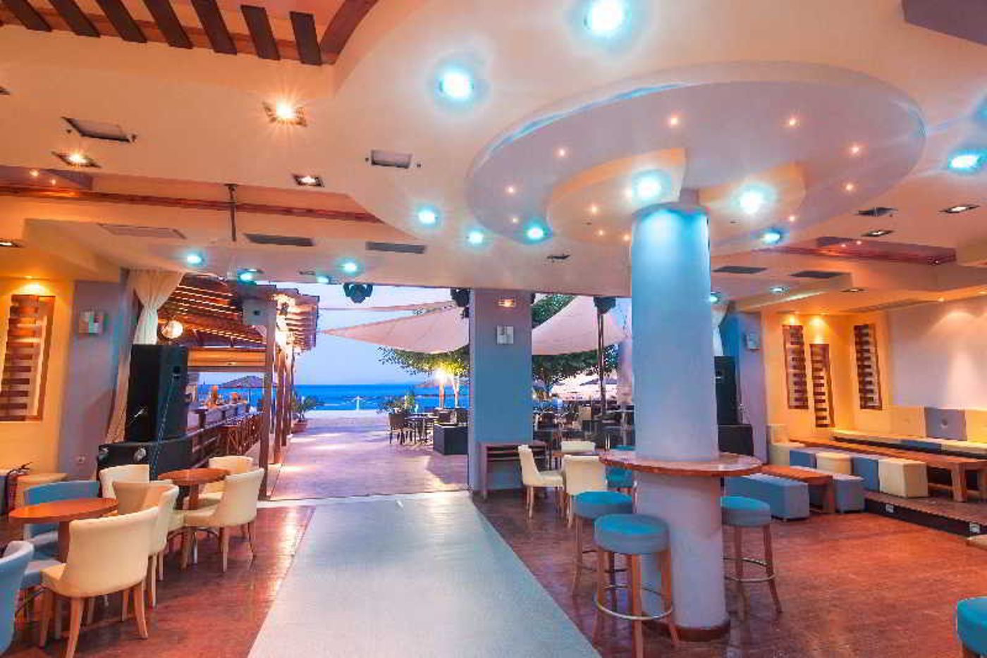 Alexandra-Beach-Bar-8