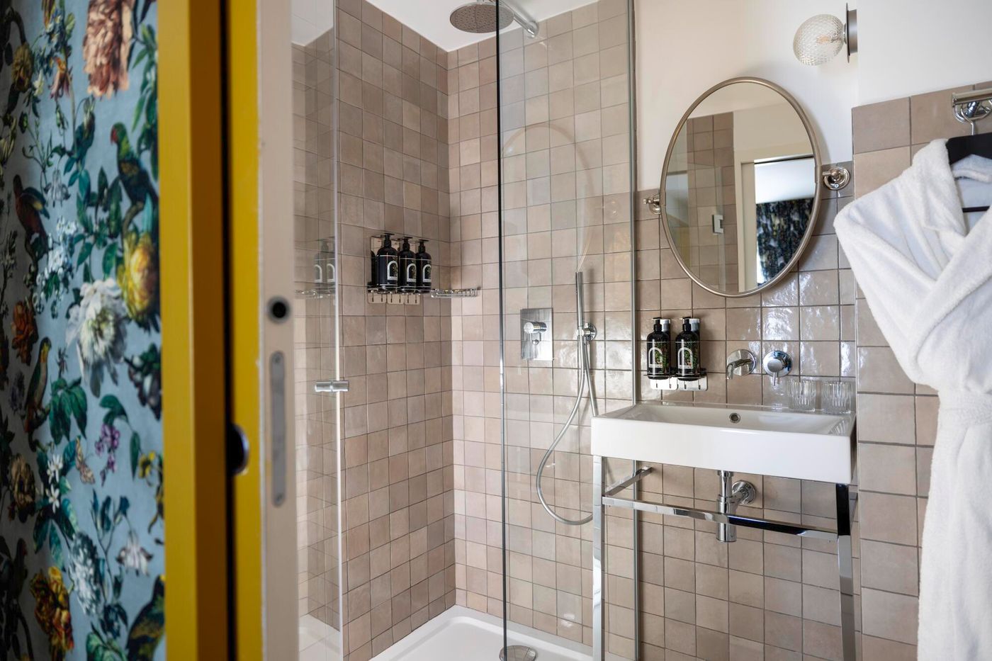 Hotel-Ginette-A--la-Folie-Room-25