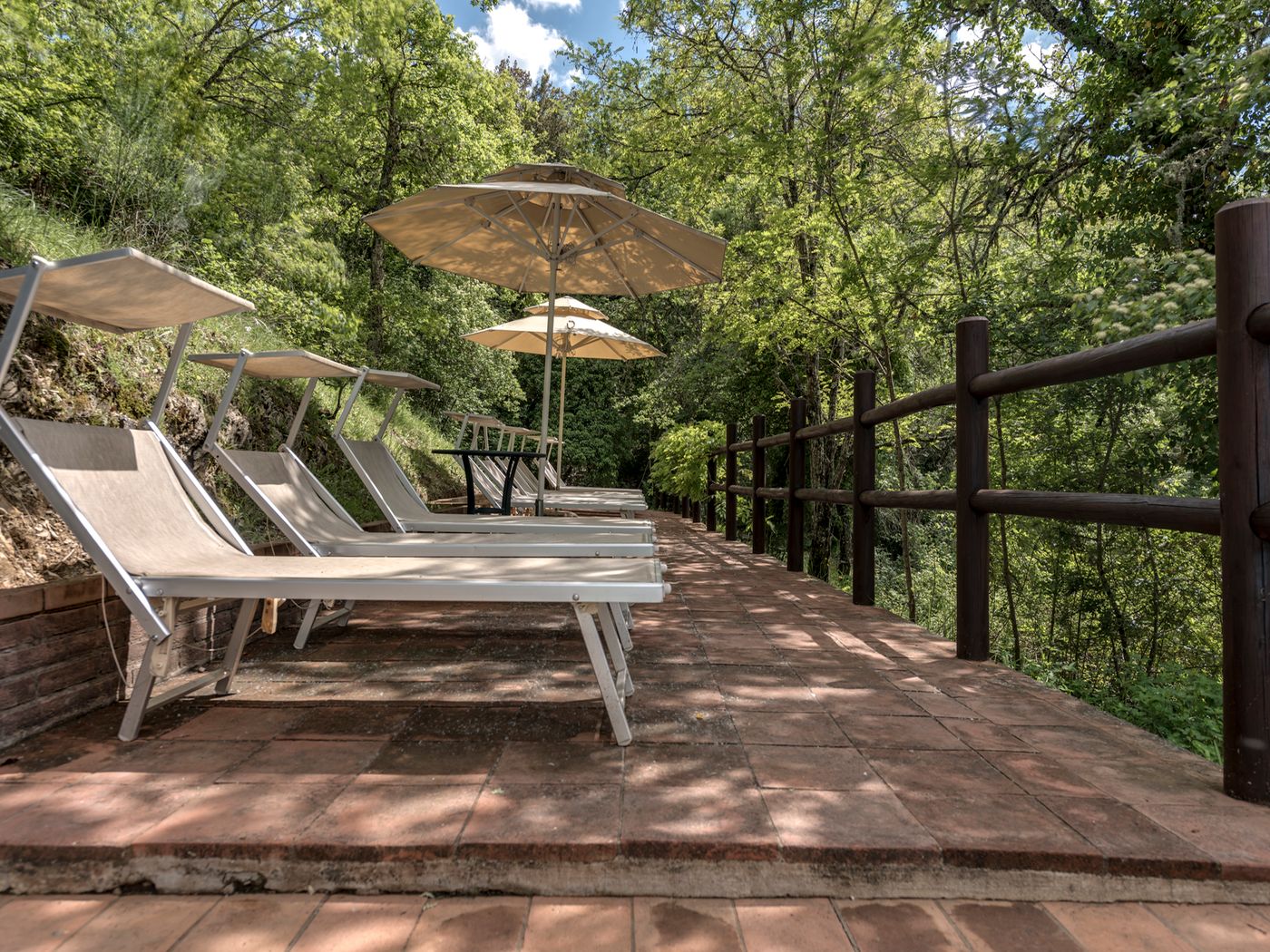 Ultimo-Mulino-Wellness-Country-Hotel-Pool-62