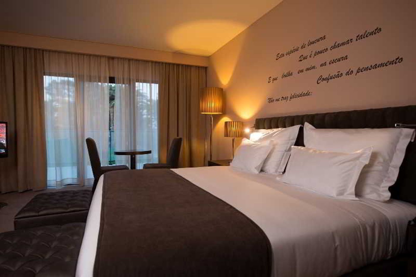 Vila-Gale-Collection-Palacio-dos-Arcos-Room-19