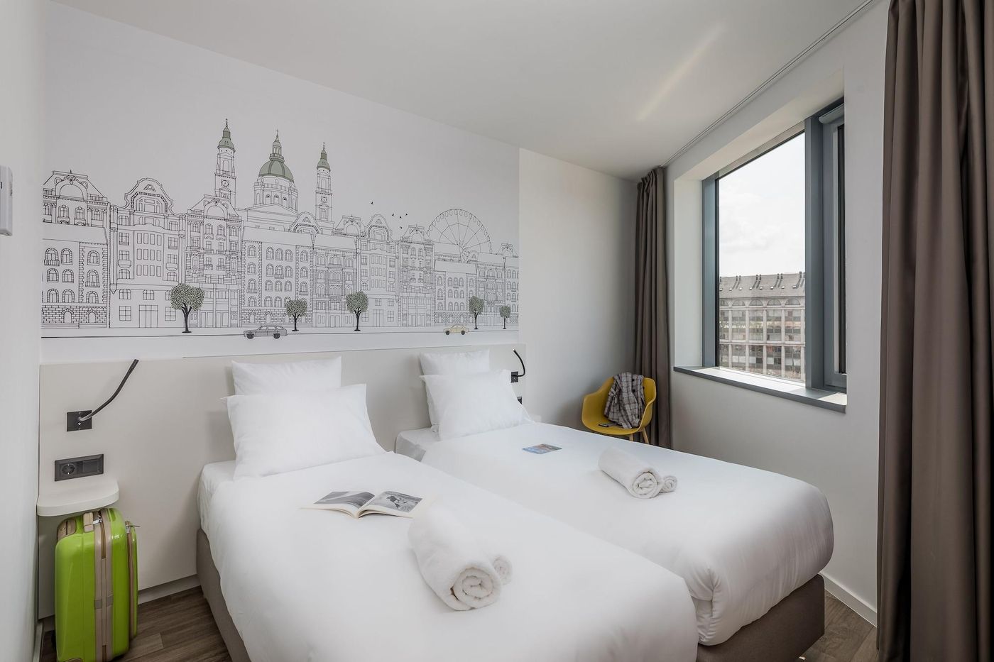 B-B-Hotel-Budapest-City-Room-24