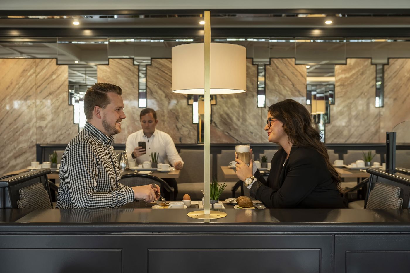 Maritim-Hotel-Cologne-Restaurant-21