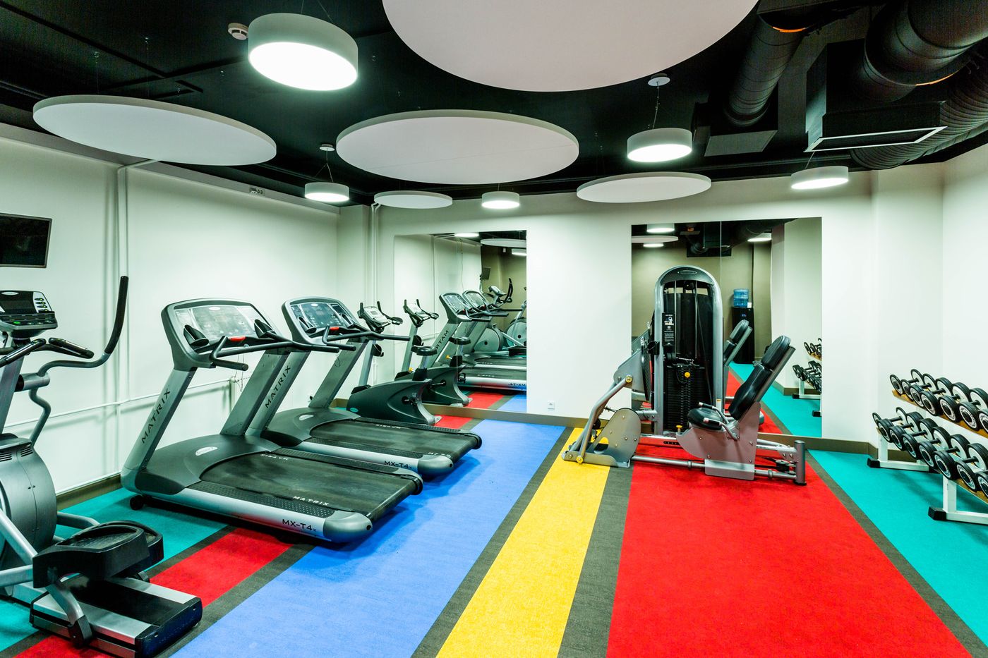 Park-Inn-by-Radisson-Central-Tallinn-Sports-and-Entertainment-42