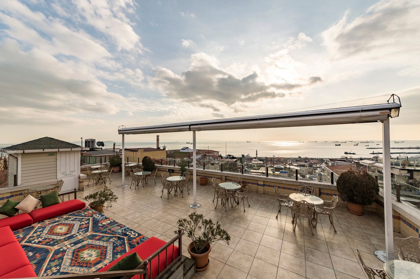 Fehmi-Bey-Terrace-45