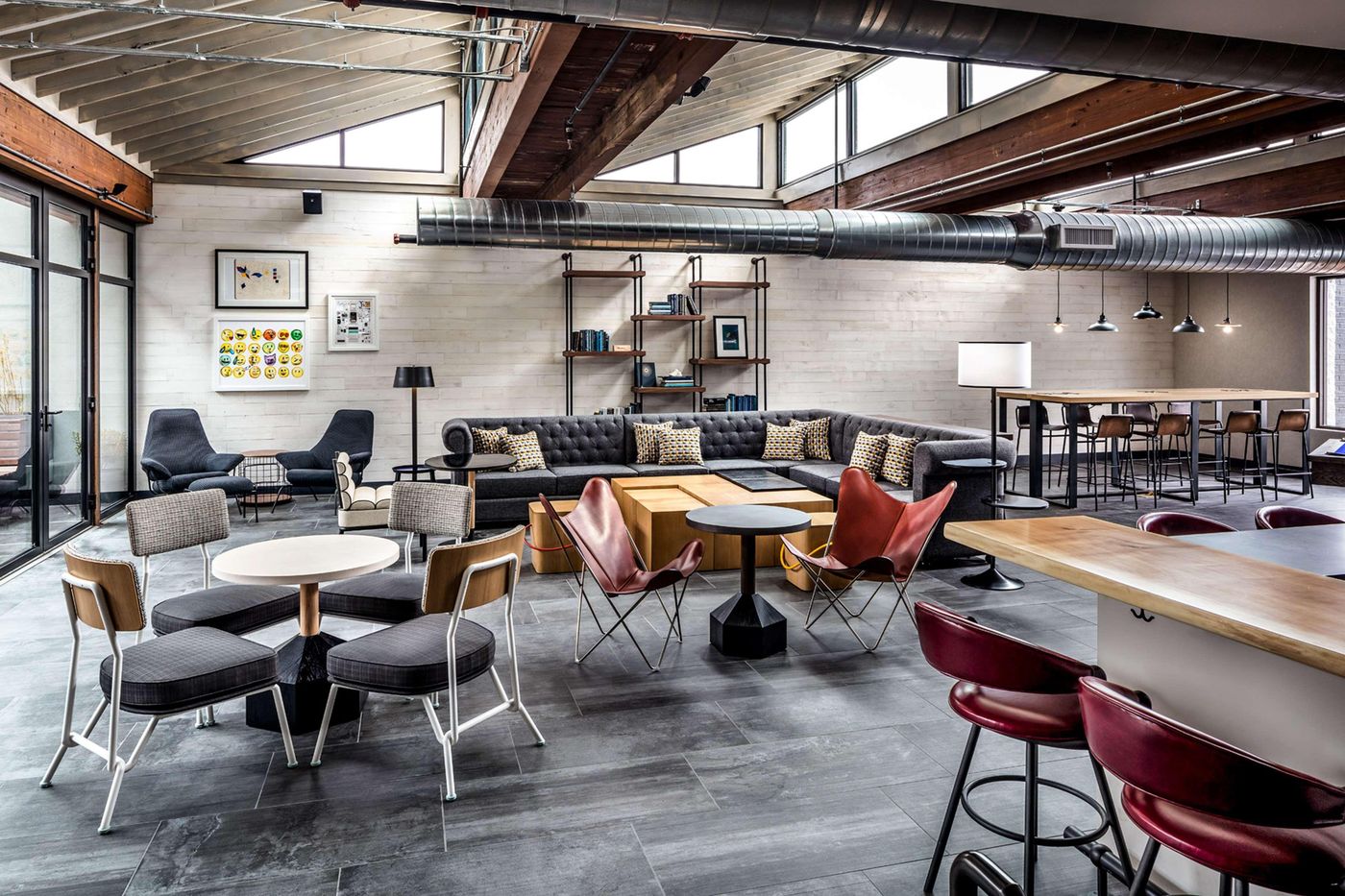 Freepoint-Hotel-Cambridge--a-Tapestry-Collection-Lobby-10