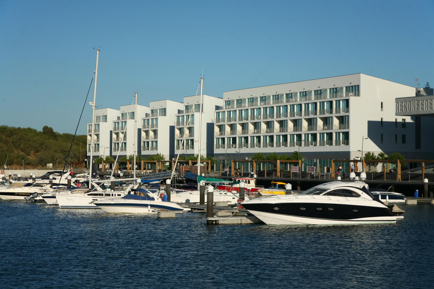 Troia-Residence-by-The-Editory---Apartamentos-Marina-General-view-2