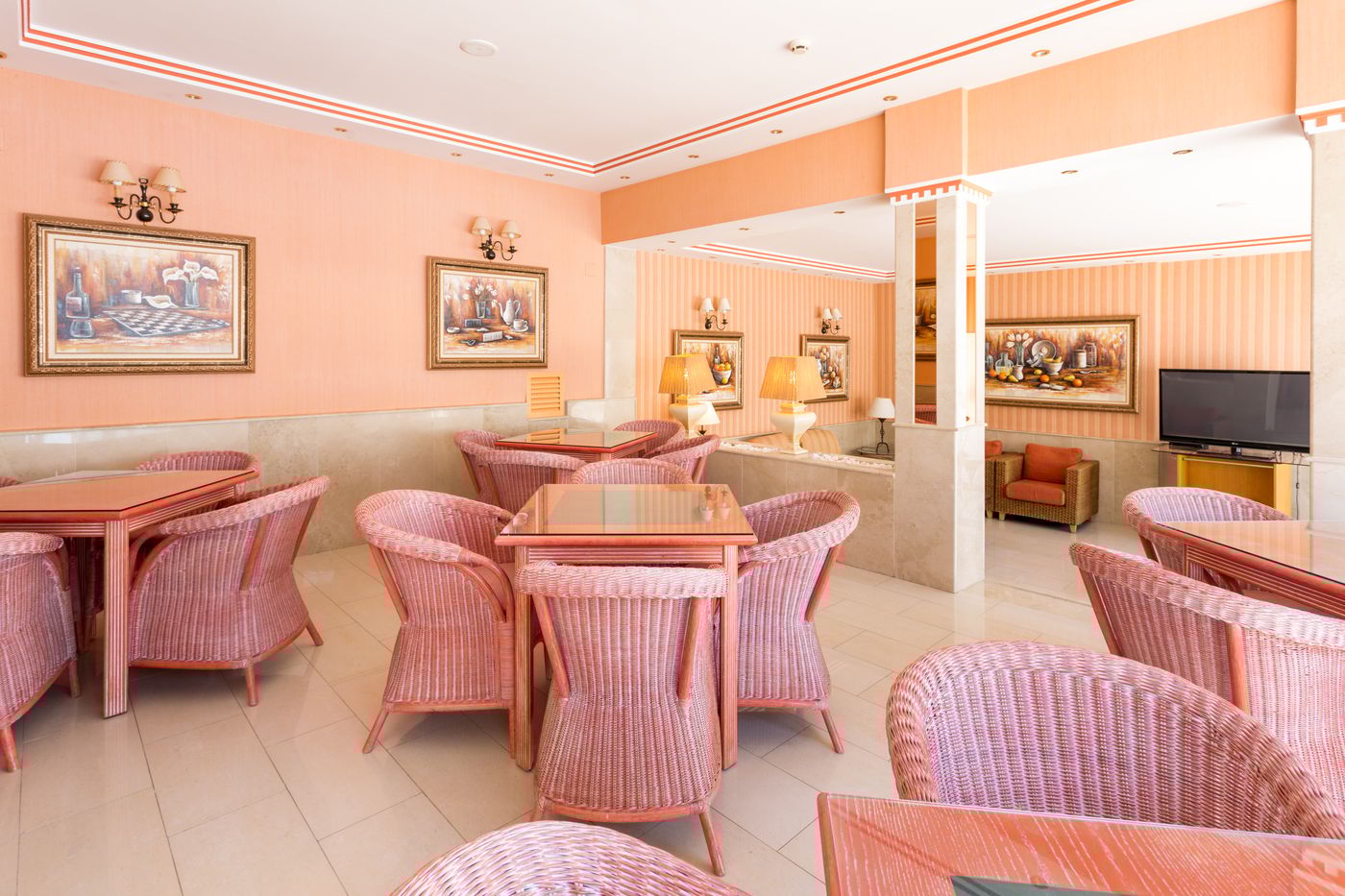 La-Reserva-de-Marbella-Bar-45