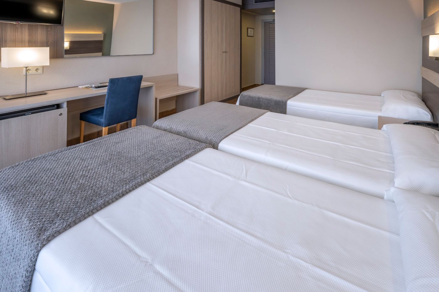 4R-Playa-Park-Room-36