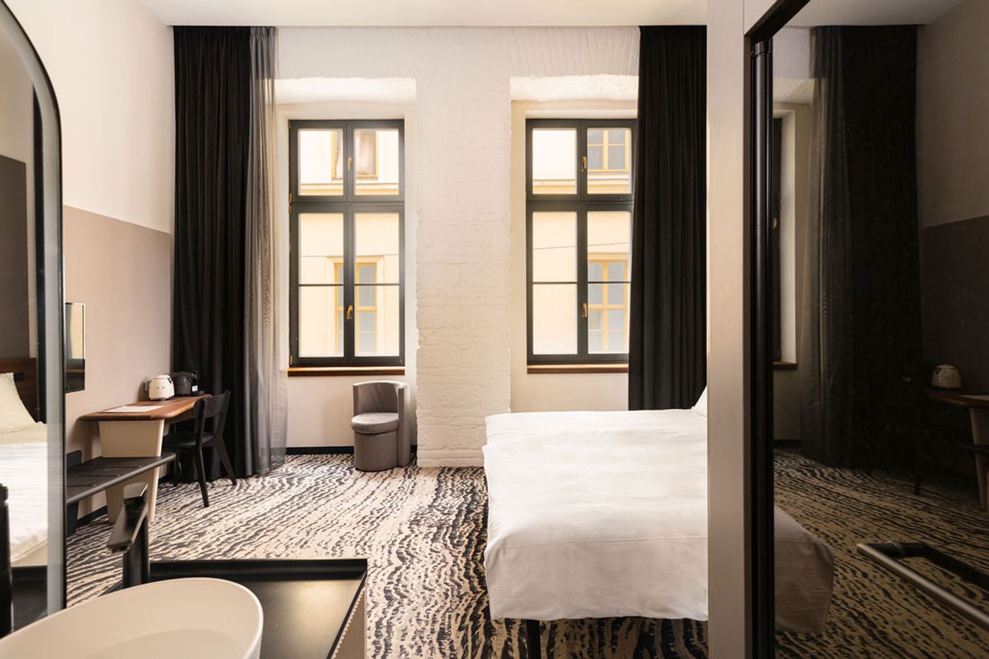 Hotel-Gin-Budapest-Room-10