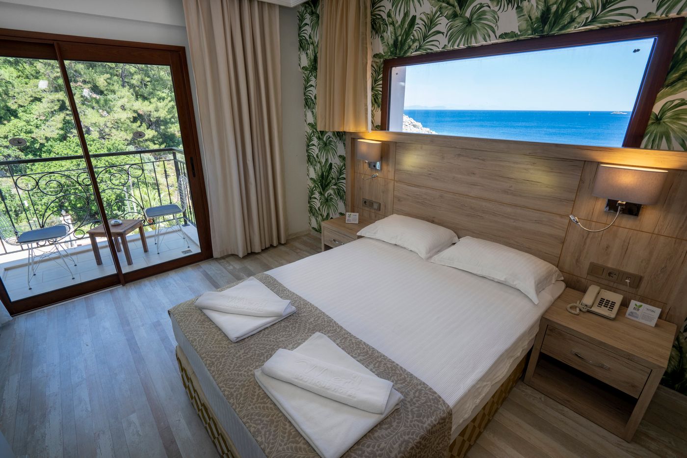 Meril-Hotel-General-view-28