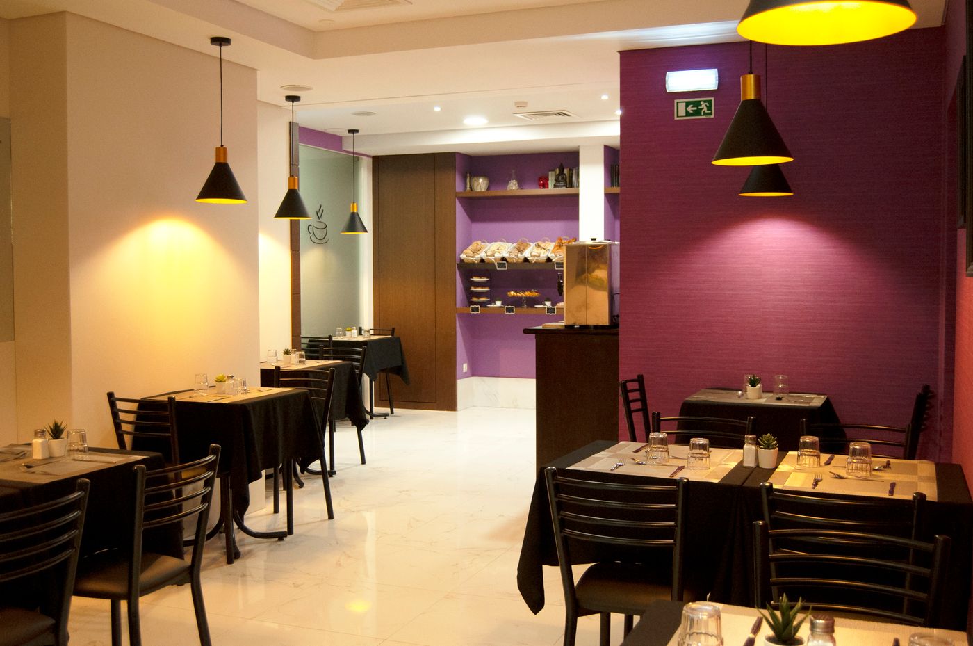 Hotel-Luena-Restaurant-31