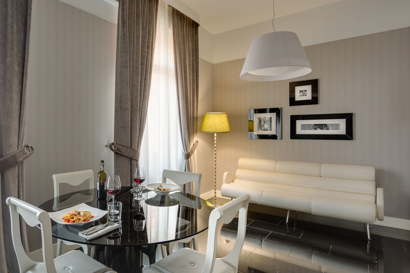 Grand-Hotel-Palace-Room-28