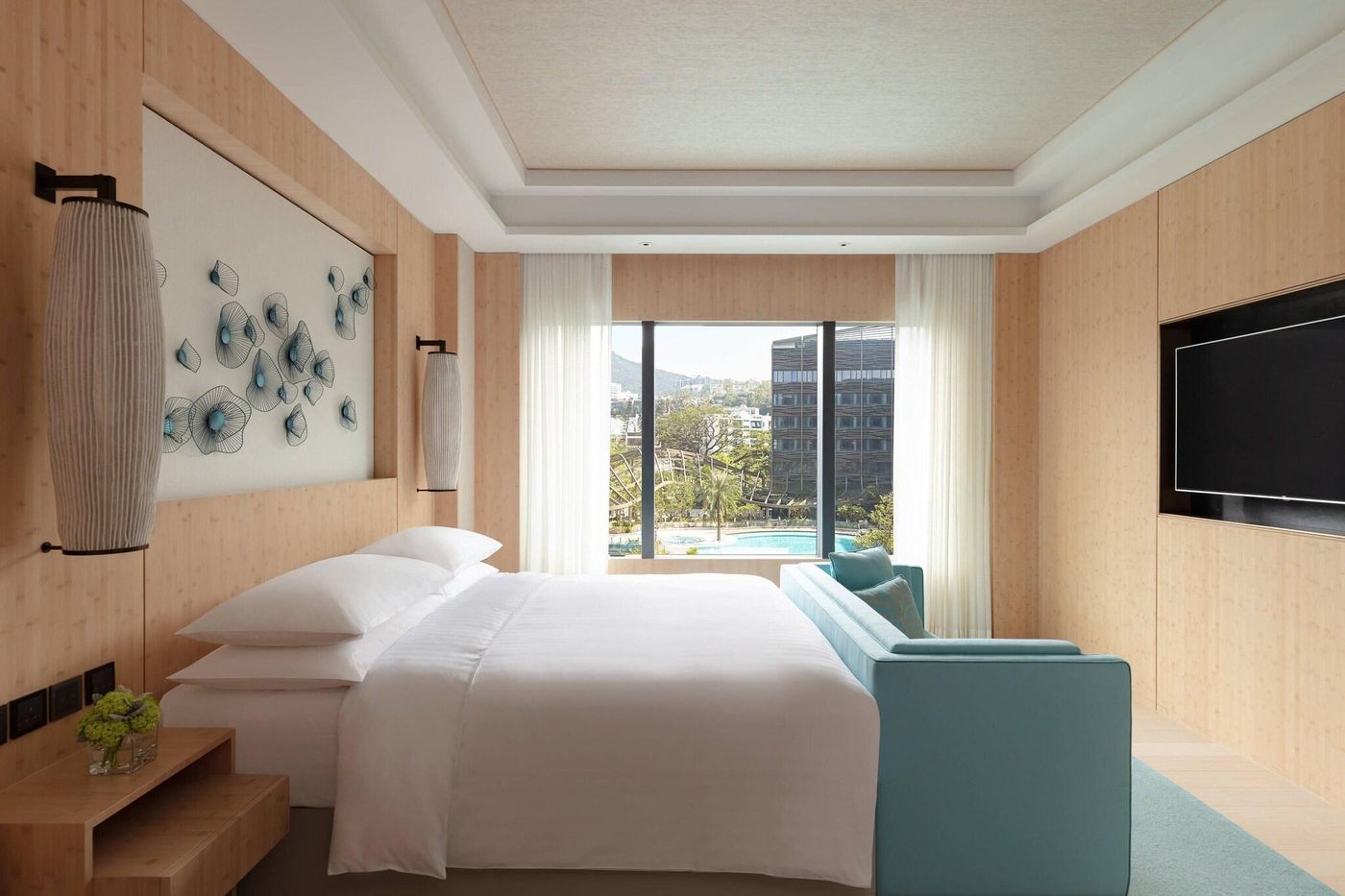 Hong-Kong-Ocean-Park-Marriott-Hotel-Room-25