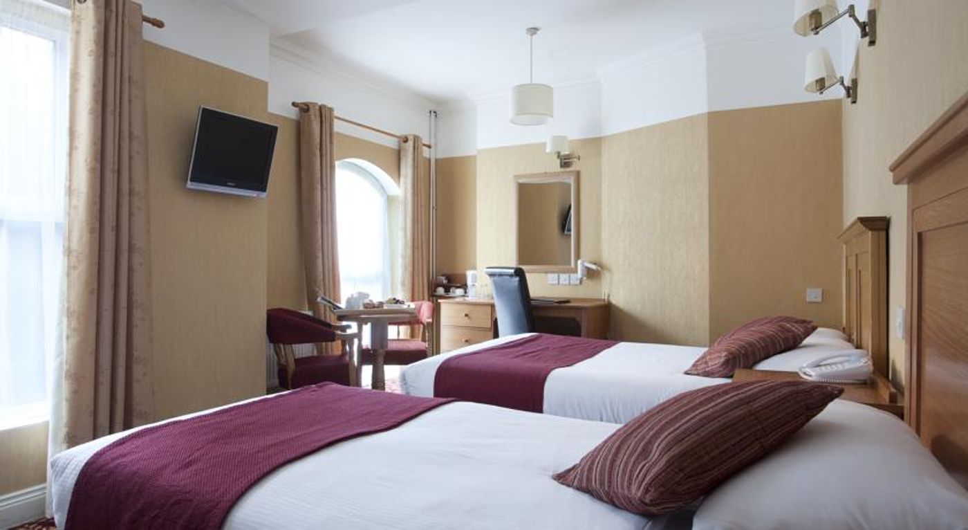 Hotel-St-George-by-Nina-Room-11