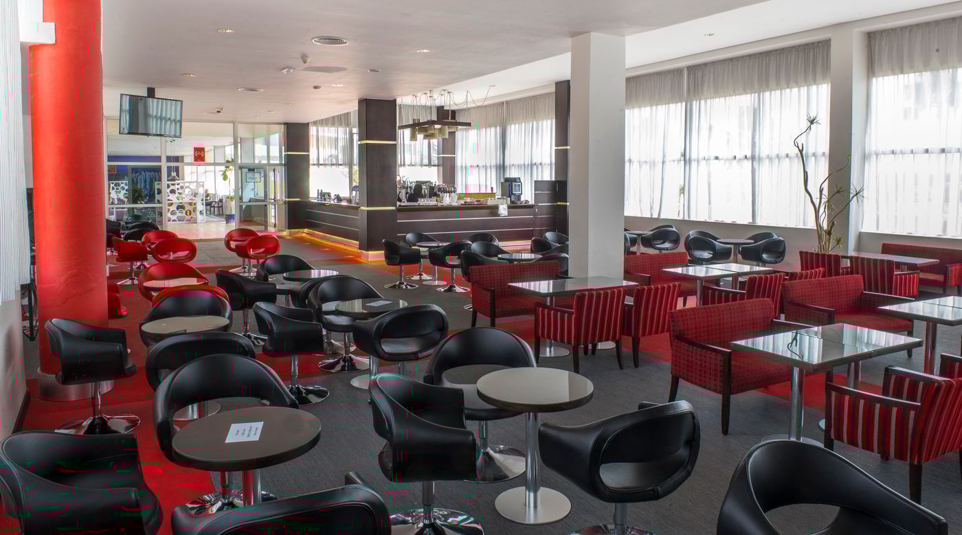 Hotel-LIVVO-Drago-Park-Bar-43