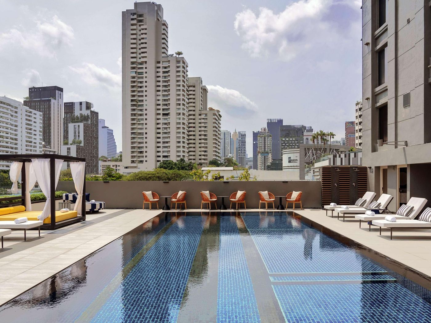 Tribe-Living-Bangkok-Sukhumvit-39-Pool-2