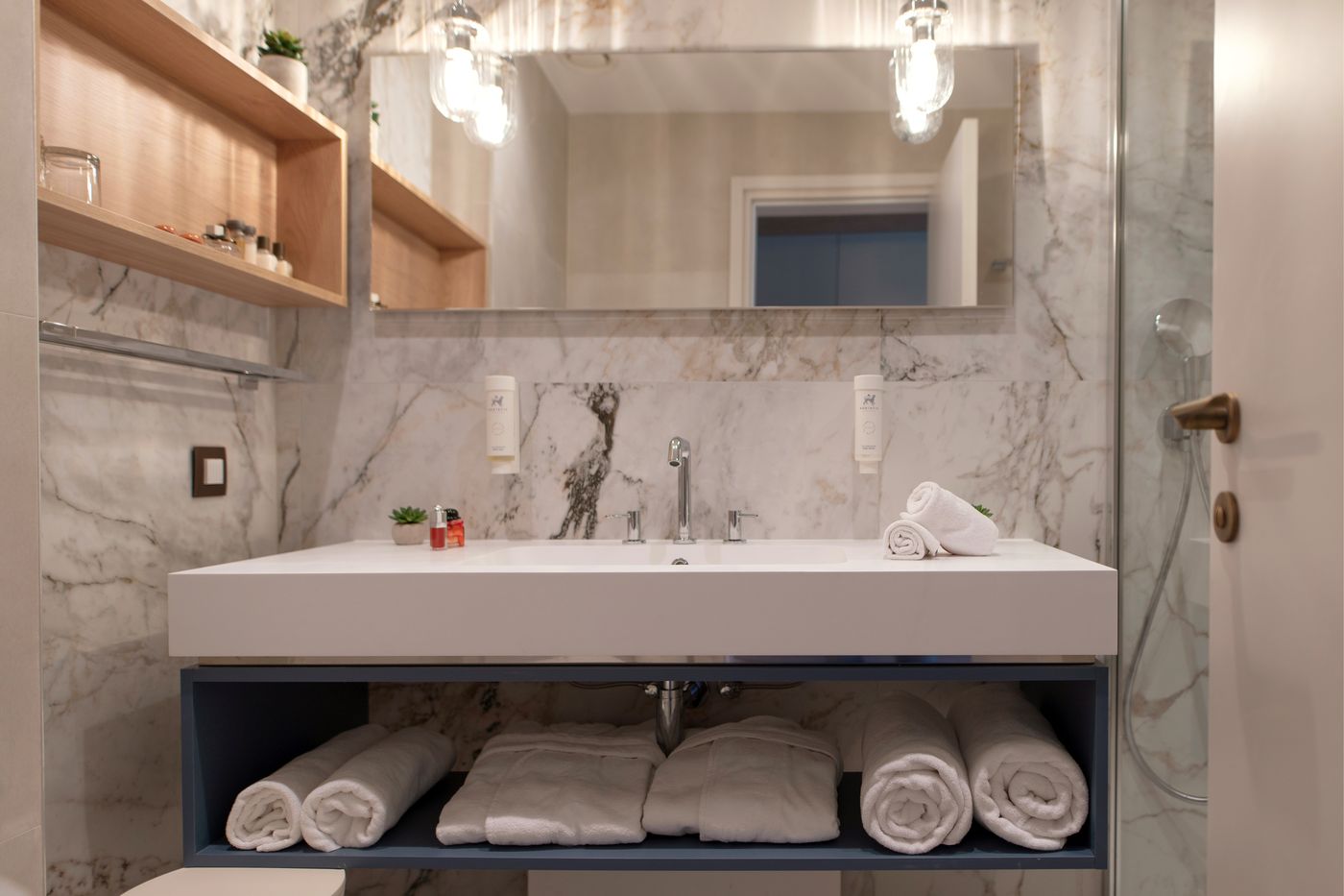 Croatia-Hotel-Room-33