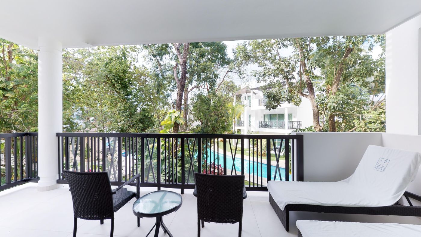 Essence-at-the-Fives-Beach-Room-84