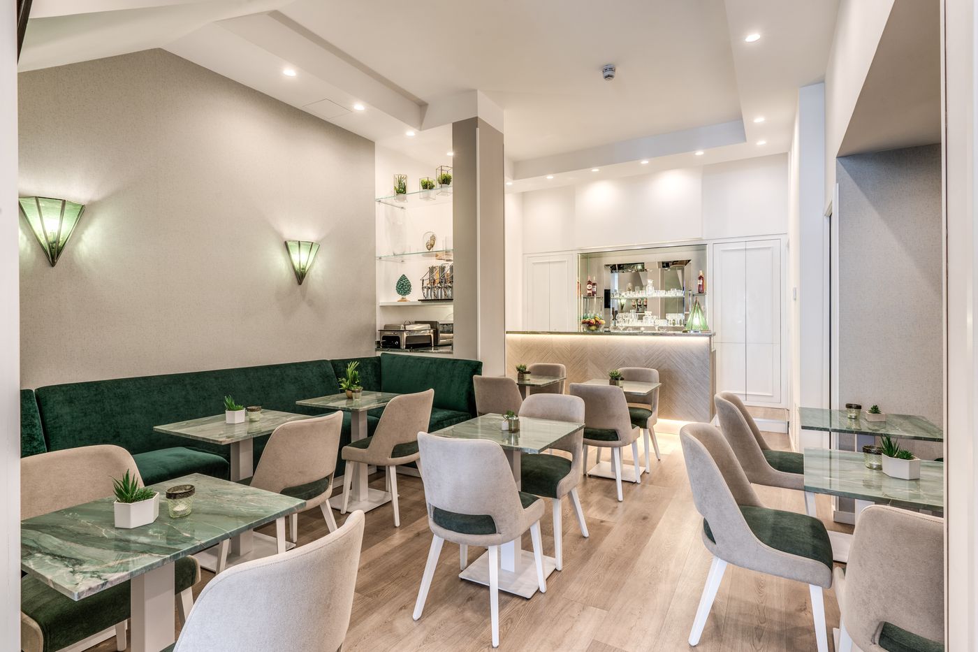 Sorrento-City-Restaurant-60