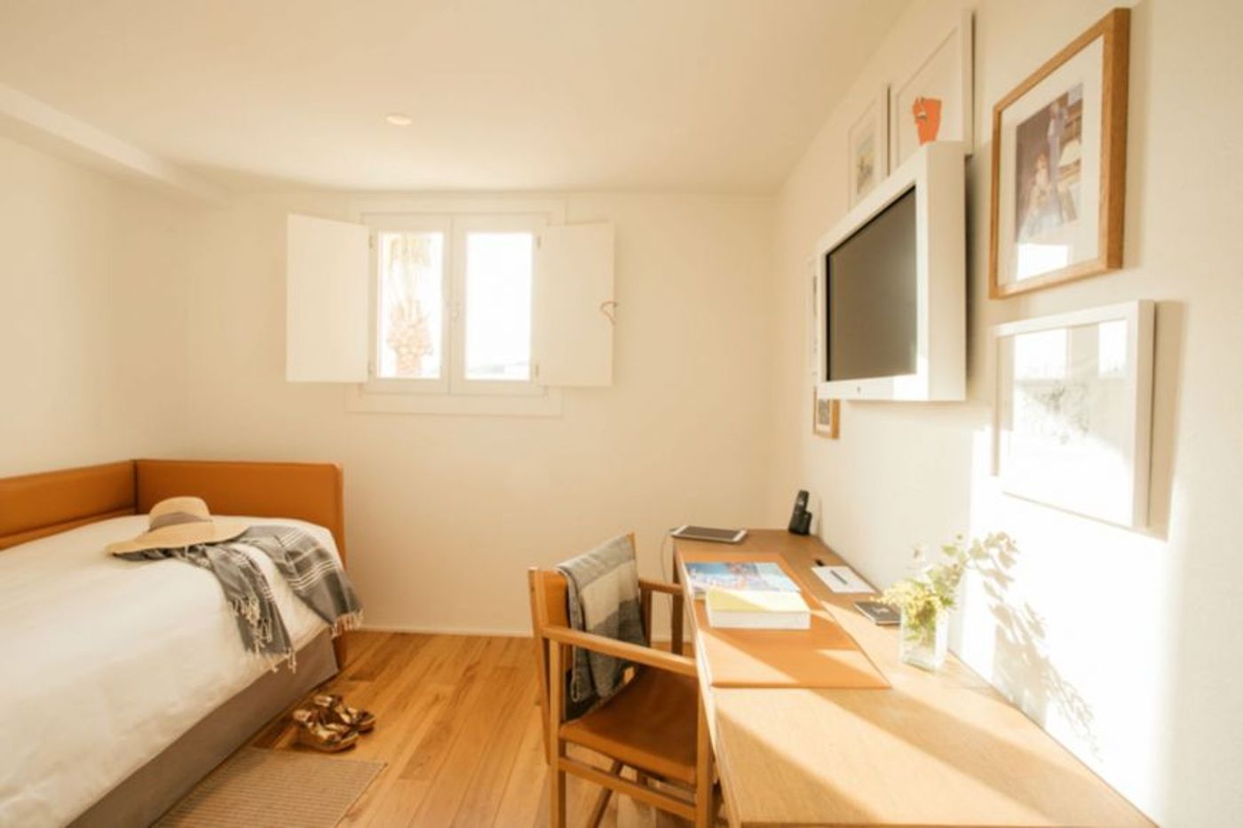 Can-Faustino-Room-51