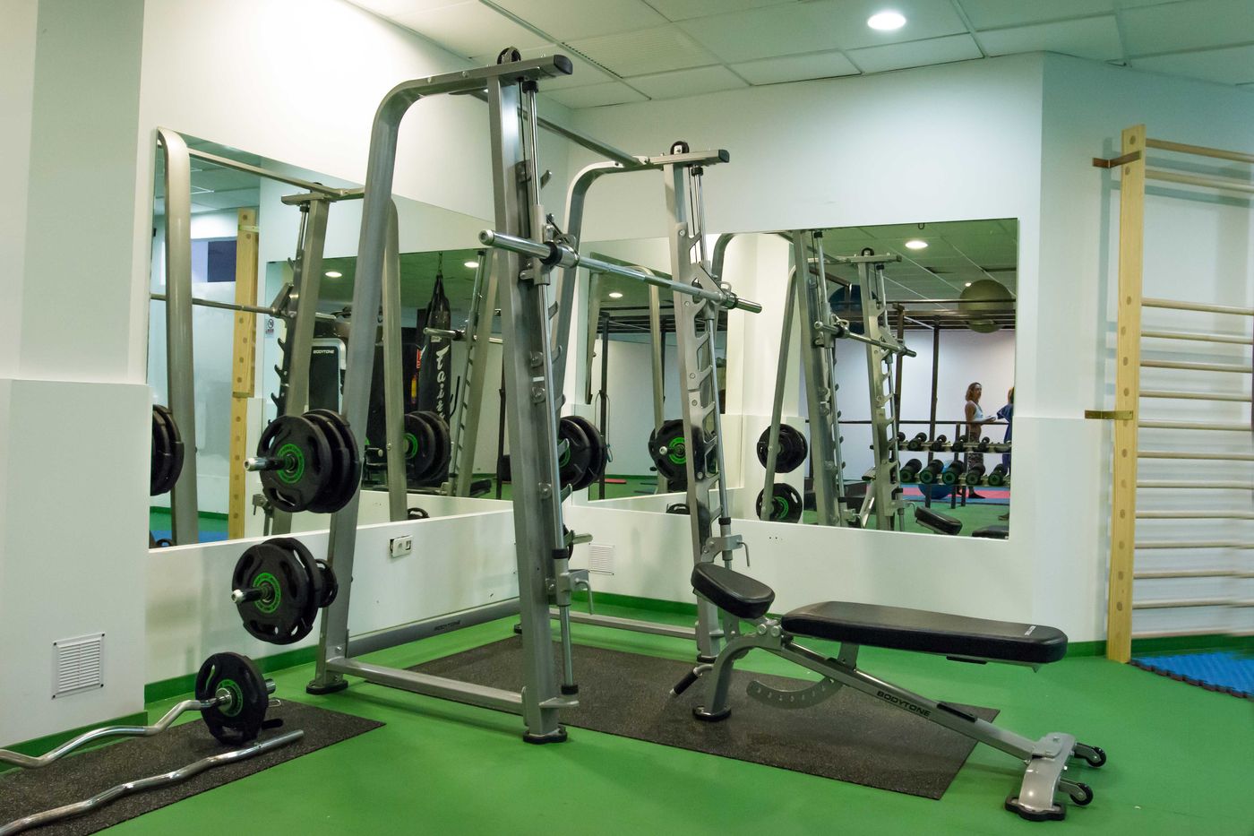 Hotel-LIVVO-Corralejo-Beach-Sports-and-Entertainment-68