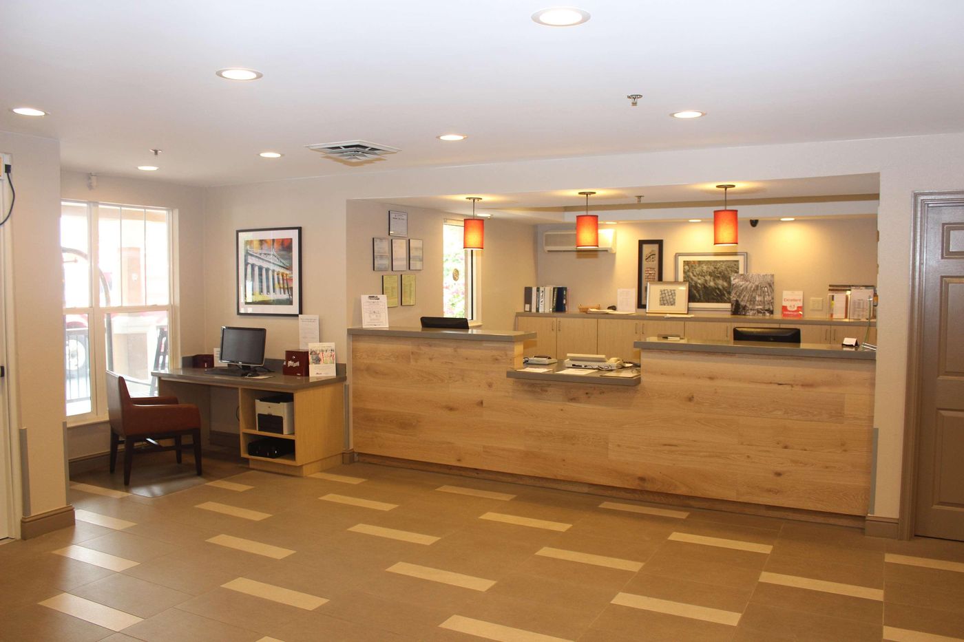 Country Inn & Suites by Radisson, Nashville, TN-United States-NASHVILLE-Lobby-6