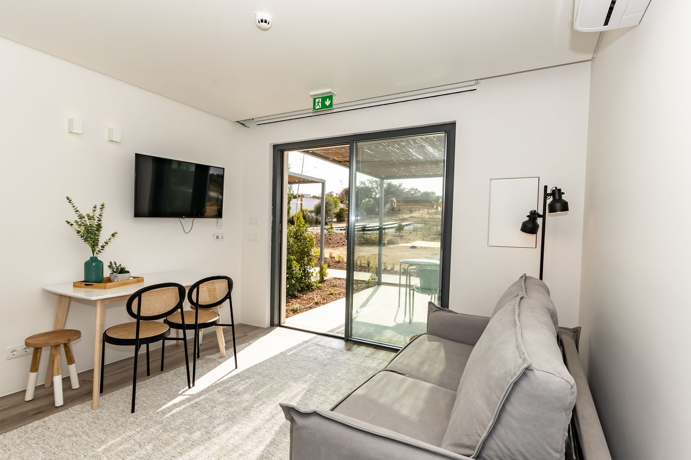 Quinta-Da-Amendoeira--Evora--Farmhotel-Room-2