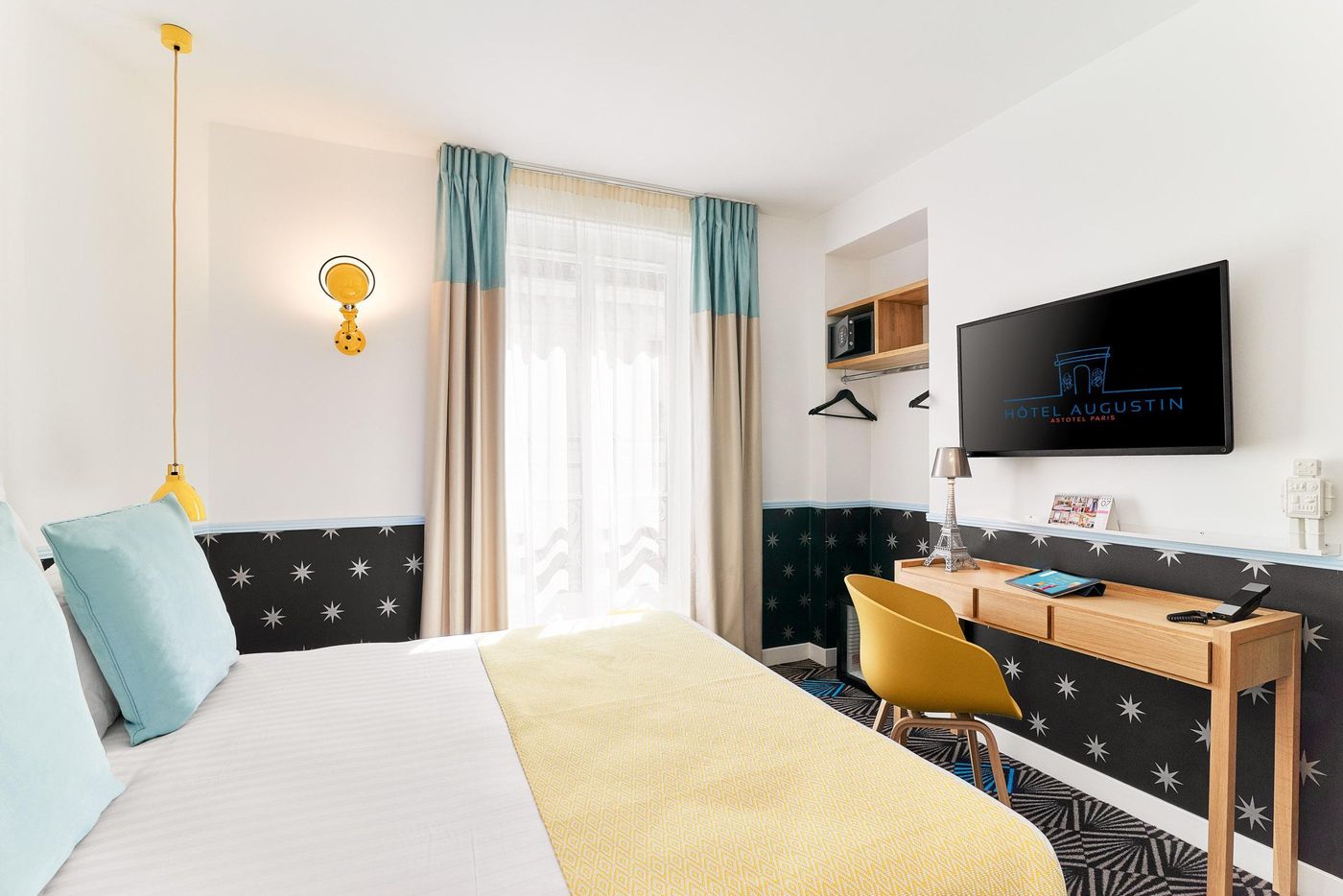 Augustin-Astotel-Room-20