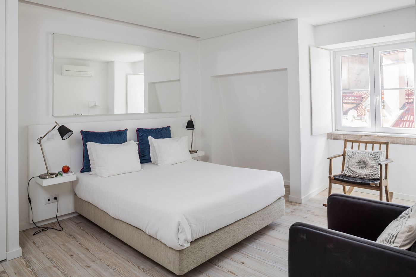 Hello-Lisbon-Rossio-Room-24