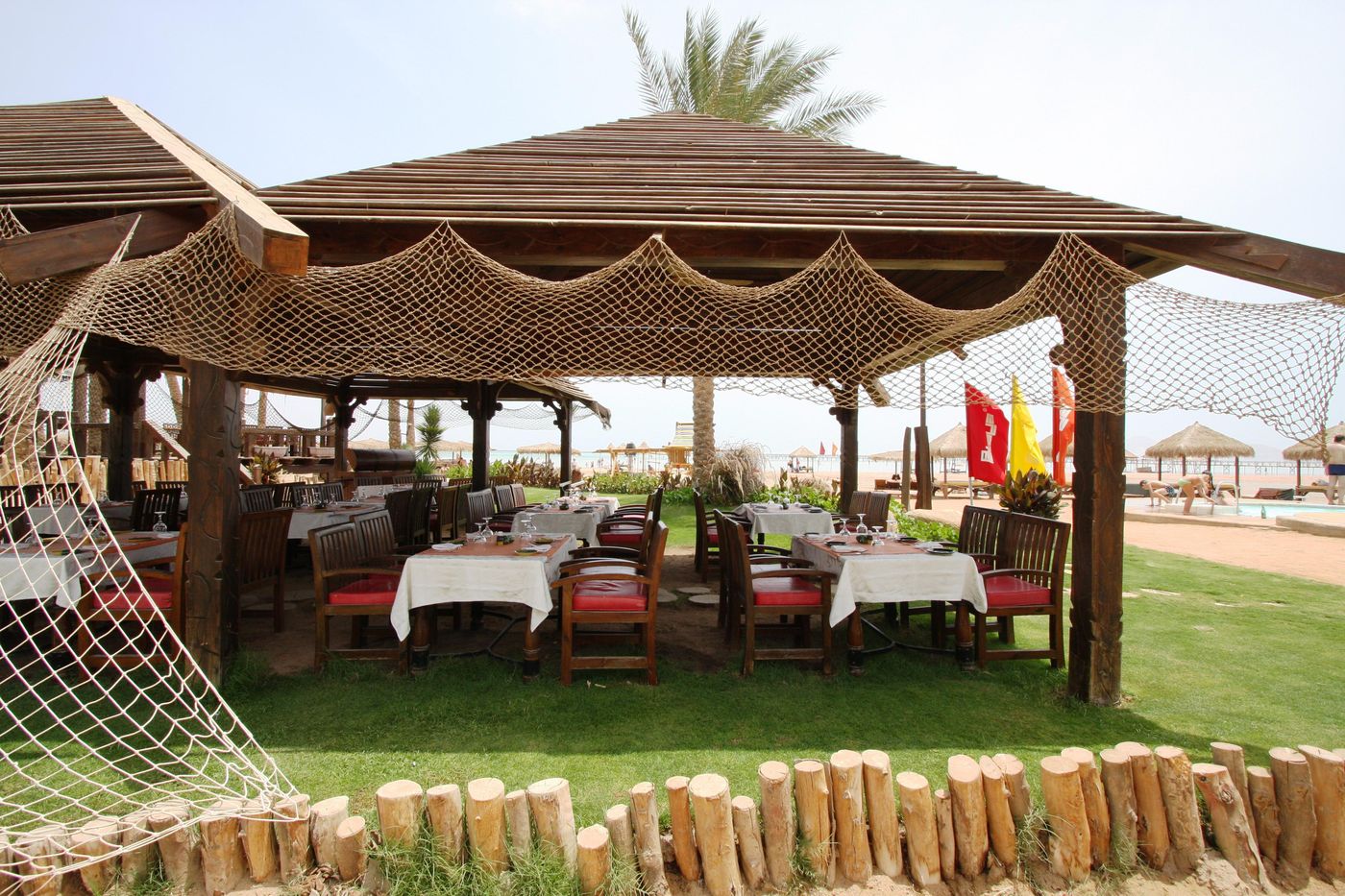 Laguna-Vista-Beach-Resort-Restaurant-20