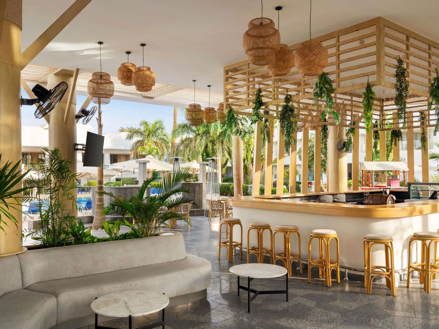 Novotel-Sharm-El-Sheikh-Beach-Bar-61