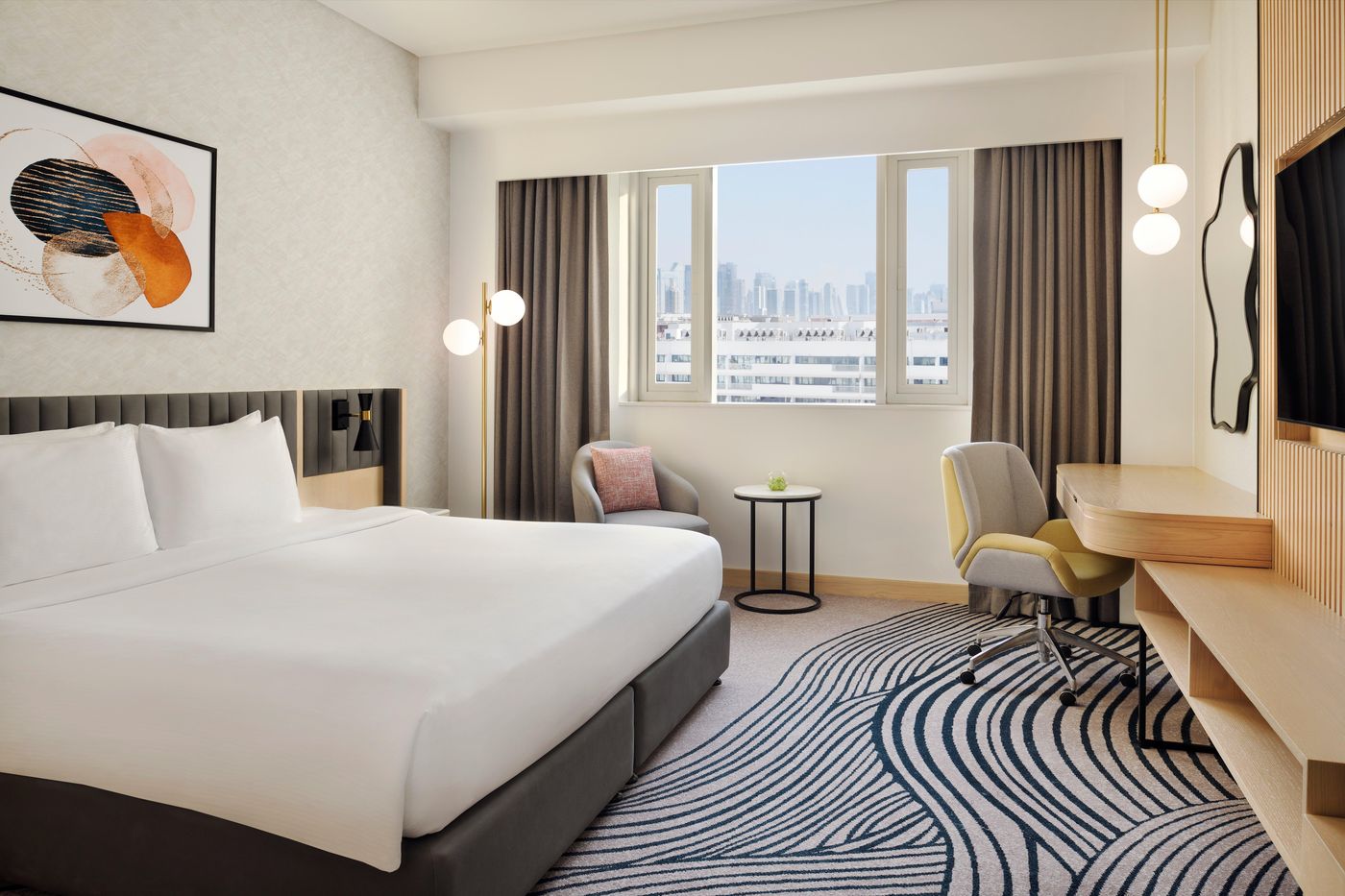 Crowne-Plaza-Jumeirah-Dubai-Room-12