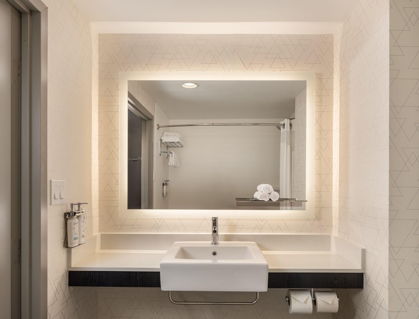 Holiday-Inn-Express-New-York-City---Chelsea-Room-31