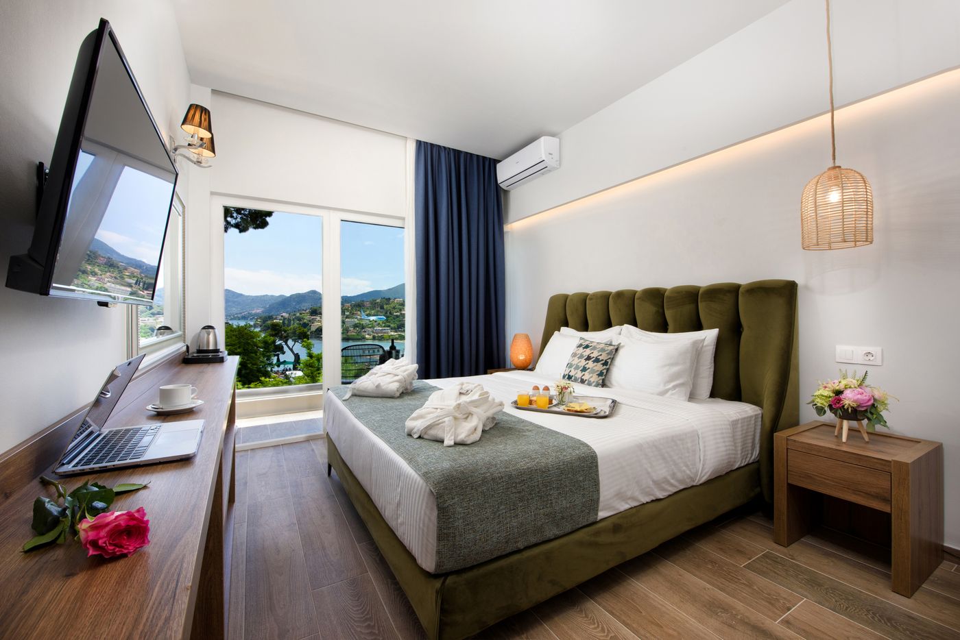 The-Royal-Grand-Hotel-Room-32