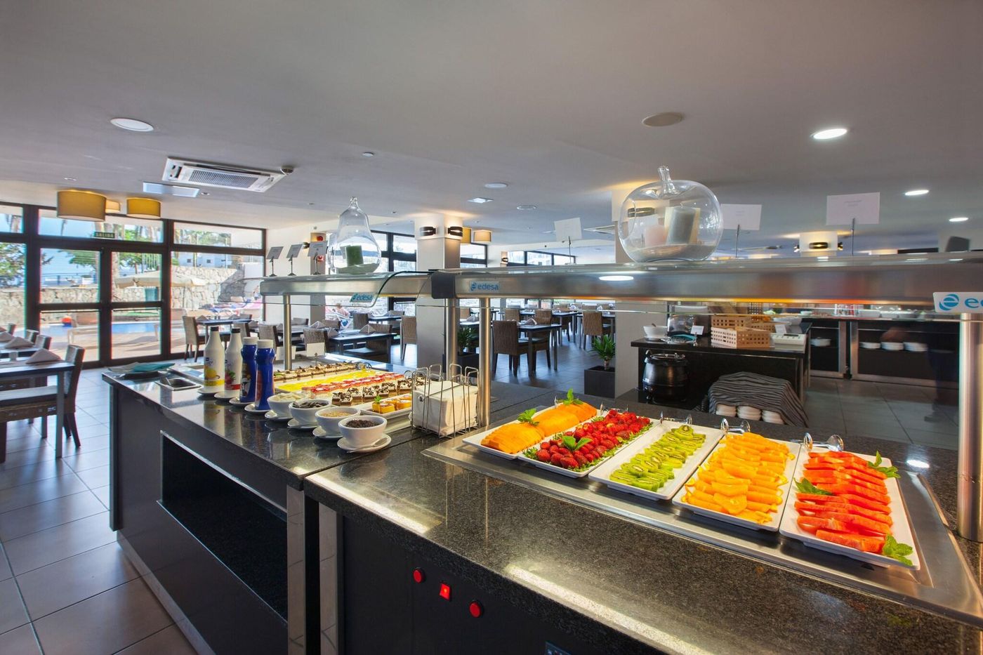 Revoli-Restaurant-27