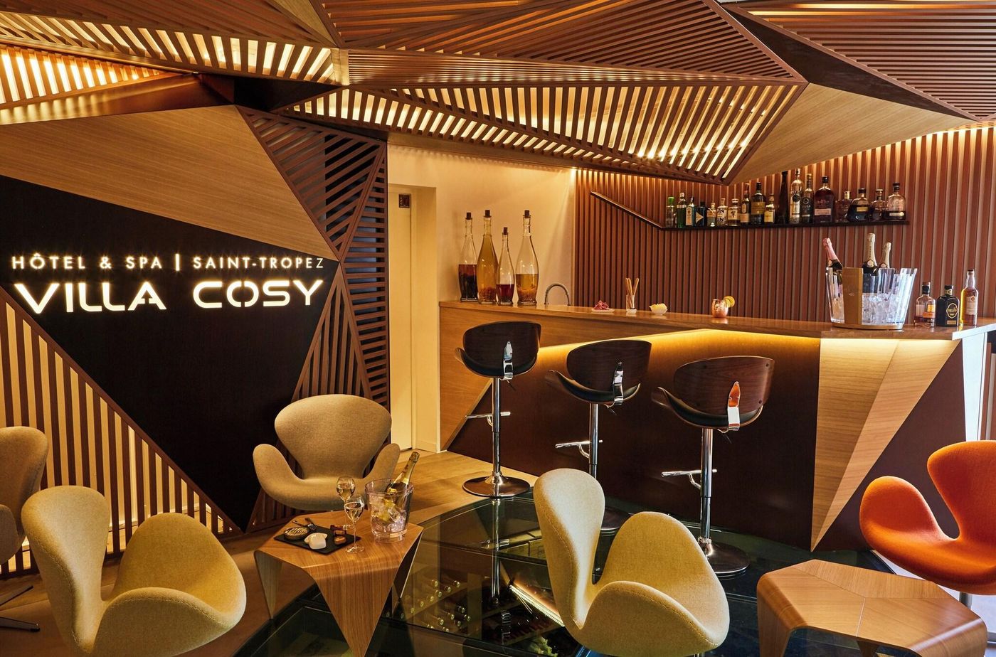 Hotel-Villa-Cosy-Lobby-27