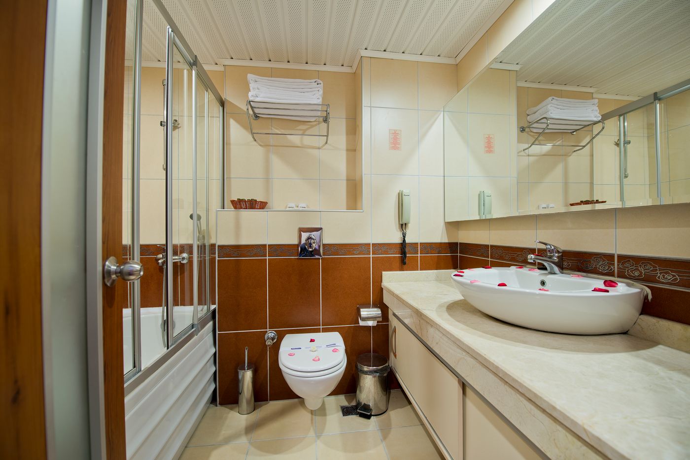 Doganay-Beach-Club-Room-22