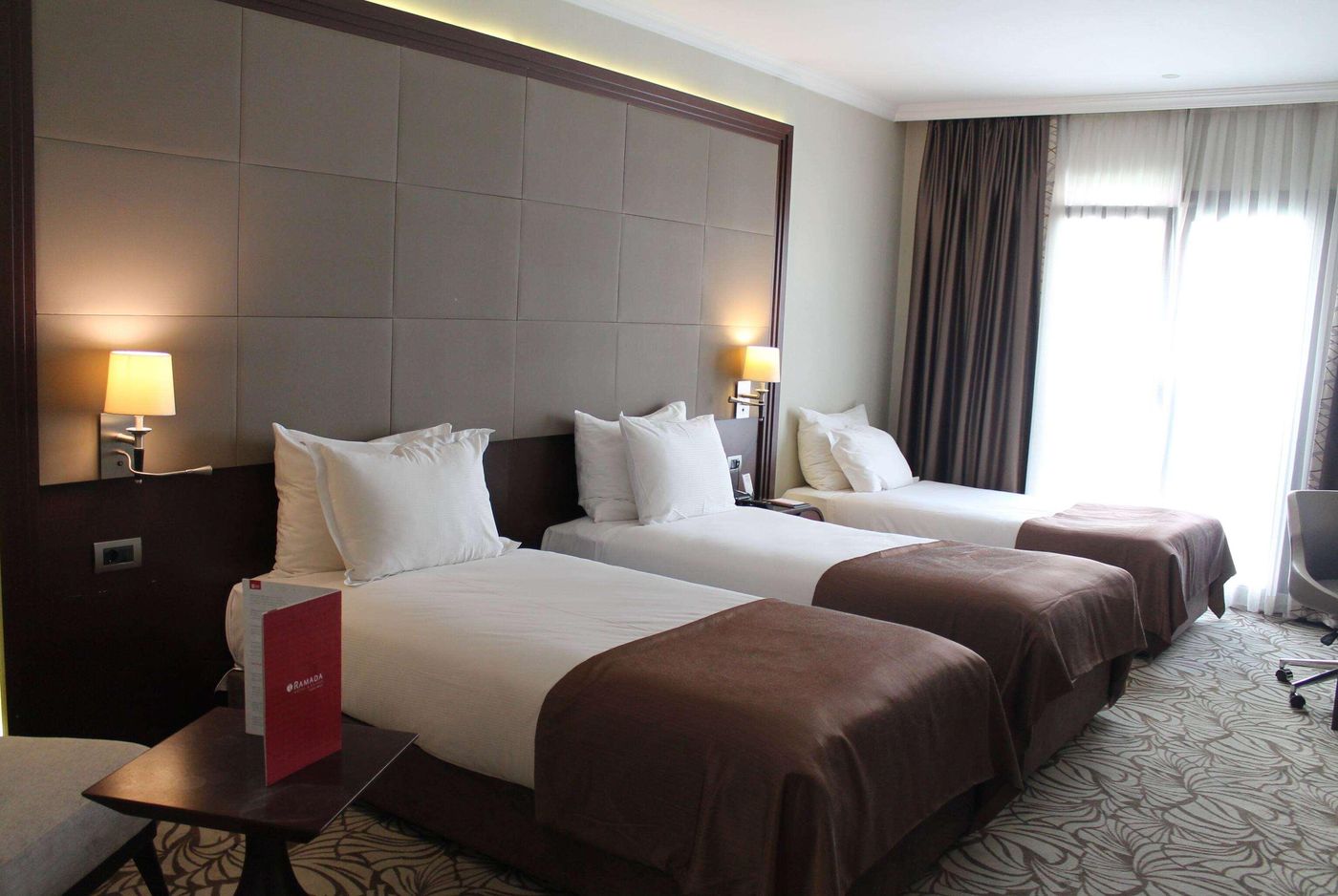 Ramada-Hotel---Suites-by--Istanbul-Merter-Room-11