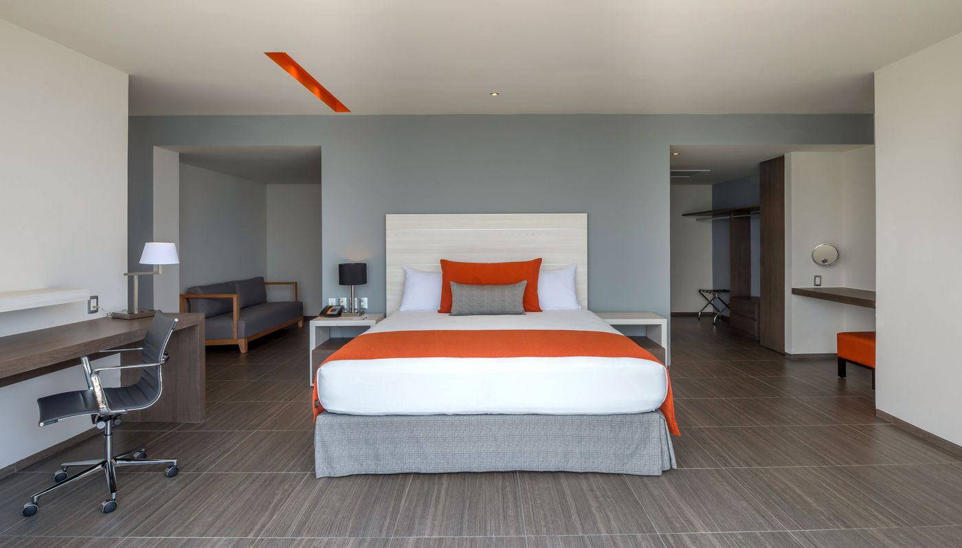 Real-Inn-Cancun-Room-36